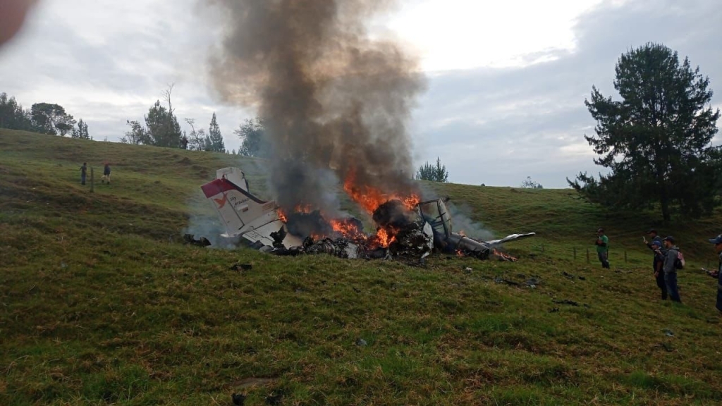 Atención: cuatro muertos deja accidente de avioneta en Antioquia, al parecer, hubo fallas en el motor