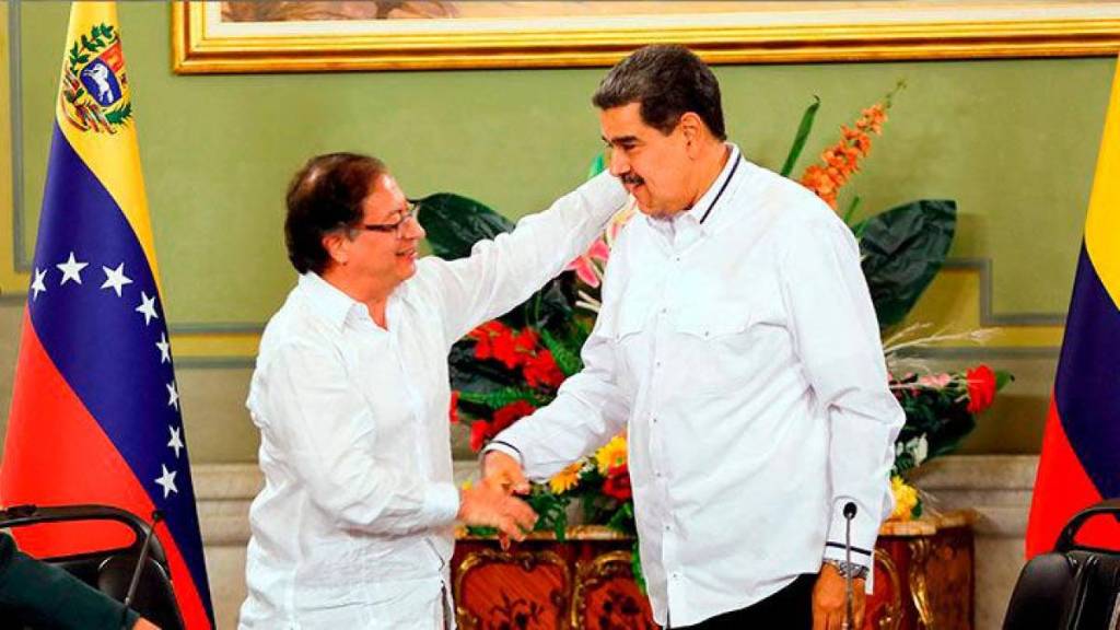 “No hay izquierda cobarde”: la respuesta del presidente Petro a Nicolás Maduro